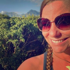 Meet your Posher, Ashlee